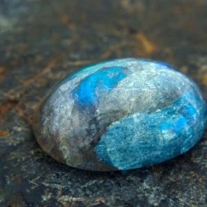 vertus labradorite gemstone vertus labradorite gemstone
